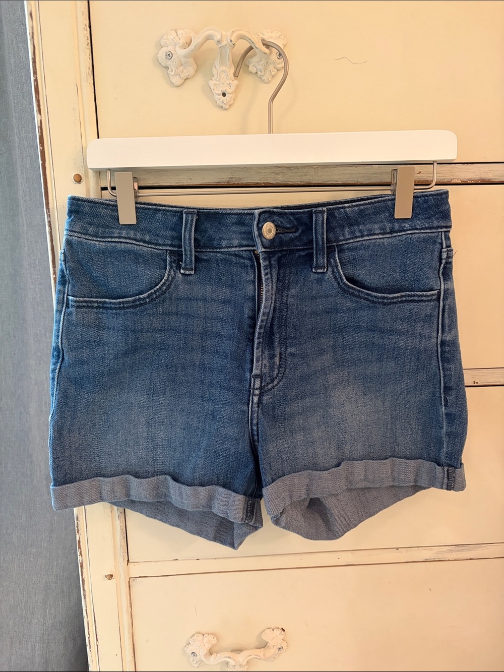 Old Navy Women's High-Rise Denim Shorts - Medium Blue